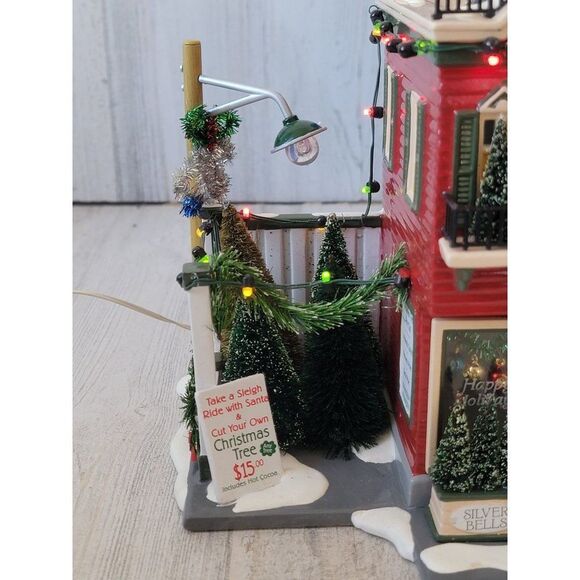 Dept 56 55040 Silver Bells Christmas Shop xmas village accessory - Picture 10 of 15